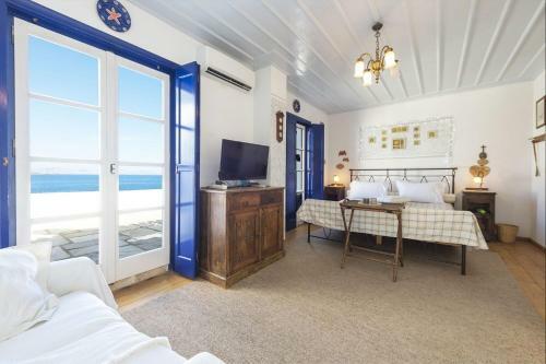 Beachfront Spetses Spectacular Fully Equipped Traditional Villa Familiesgroups