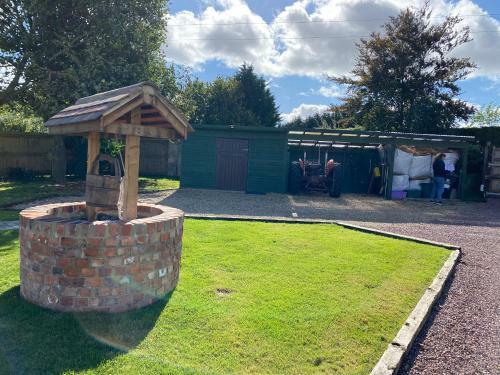 Apartamento Fairfeilds Cottage Frog Trotters Bottom