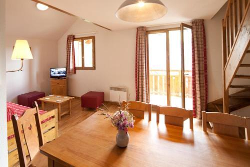 Aparthotel Hameau Des Aiguilles 4