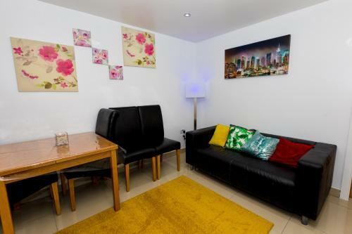 Hostal Comfortable Stay In Shirley, Solihull - Bedroom-3