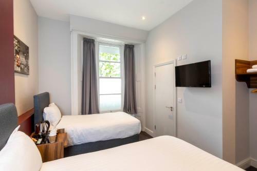 Royal Park Hotel