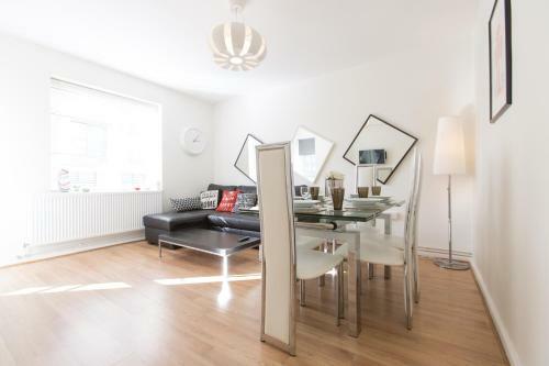 3 Bed Apartment Zone 1 Central London