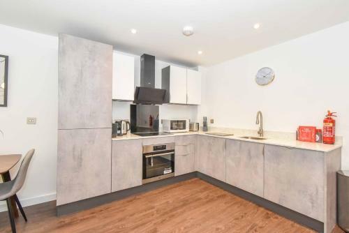 10 Icona A City Centre Apartment