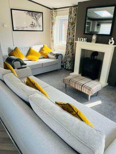 Brackencroft Lodge With Hot Tub