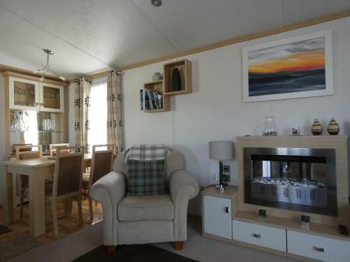 Crossbill Chalet