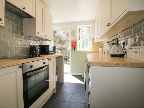 Oakley Cottage