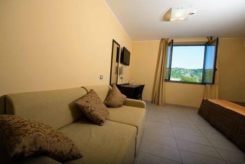 Hotel Letizi�