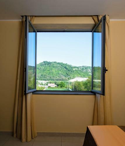 Hotel Letizi�