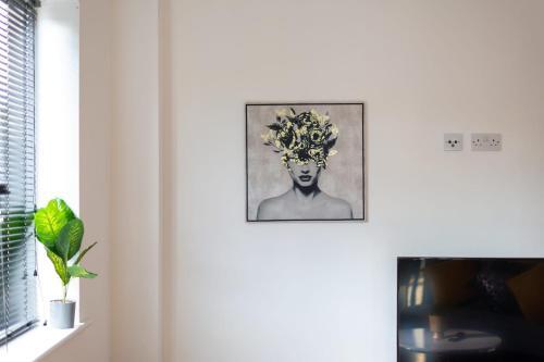 Vibrant & Warm Apartment In Central Birmingham