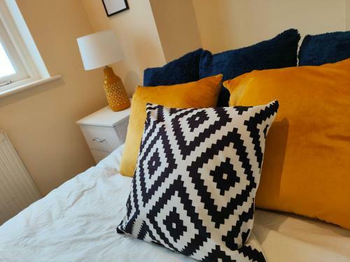 Newhall Street Apartment