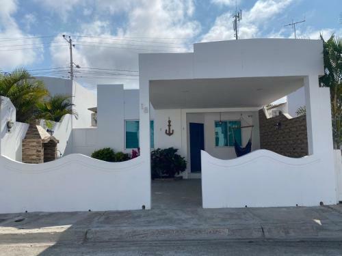 Salinas Villa