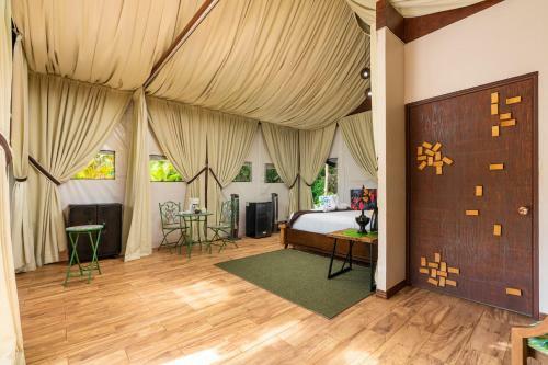 Drake Bay River View - Glamping Eco Lodge