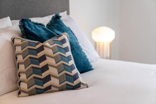 Luxe 1 Bedroom Comfy Apartment - City Centre