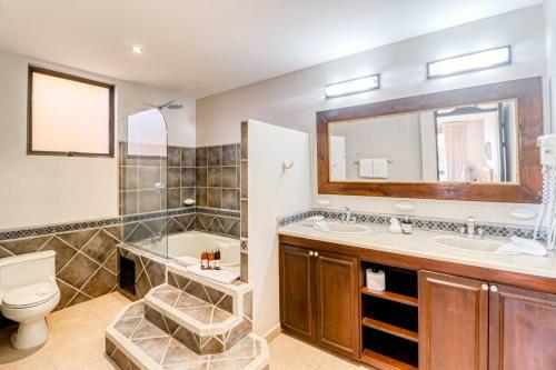 Bah�a Encantada H4
