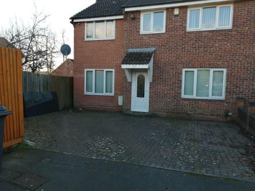 Immaculate 5-bed House In Central Birmingham