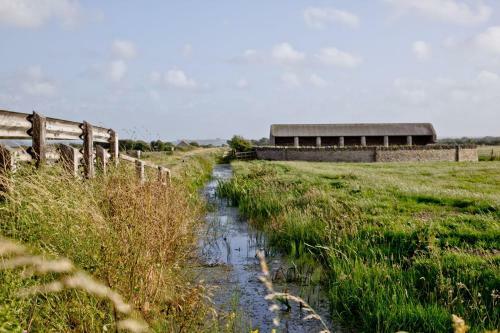 Cutterbrough, Great Field Lodges