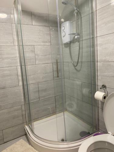 Home From Home Luxury 2-bed Apartment In Bridgend