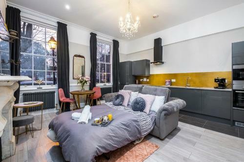Corporate & Contractor Short Stay Accommodation By King Square Apartments