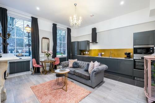Corporate & Contractor Short Stay Accommodation By King Square Apartments