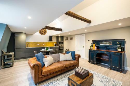 Corporate & Contractor Short Stay Accommodation By King Square Apartments