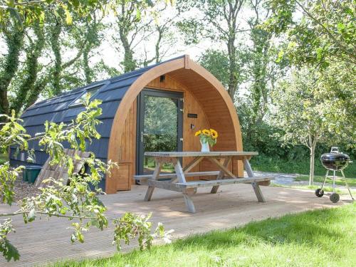 Glamping Pod 1 - Uk32322