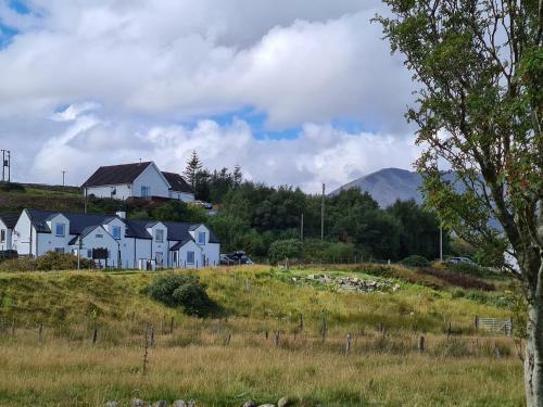 Luib House. Spacious Self-catering By The Sea.