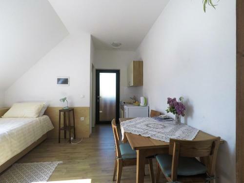 Apartamento Beekeeping Kojek
