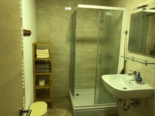 Apartma Linhartov Trg
