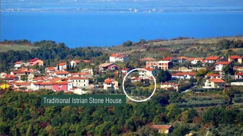 Hostal Traditional Istrian Stone House