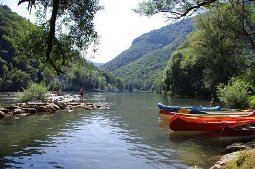 Hostal Tourist Farm Majerle