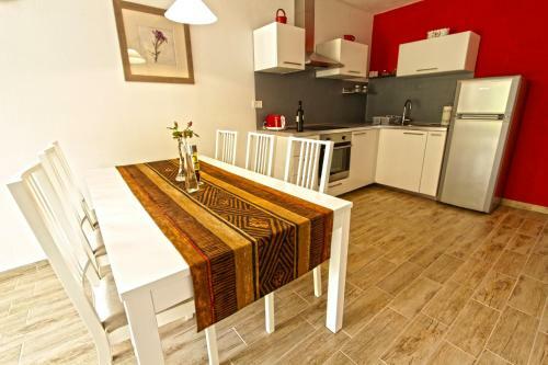 Apartments Maligoj