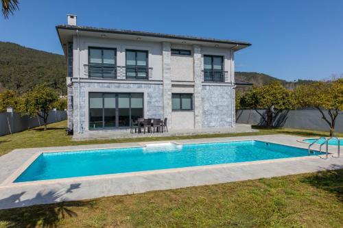 Villa Tanem Atakoy Daily Weekly Rentals