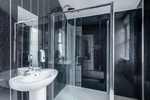 Albert Suites By Sasco Apartments