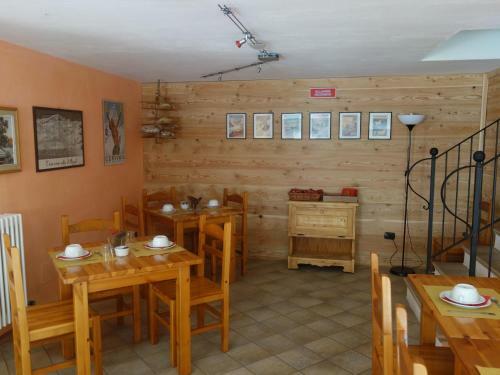 Albergue Ostello Lou Cr�ton Di Lui