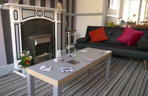 Blackpool Abode - Seaside Cove