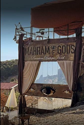 Hostal Mahram Of Gods