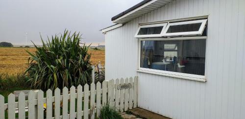 The Sun Trap @ Bridlington's Bed & Bowl Beach Breaks