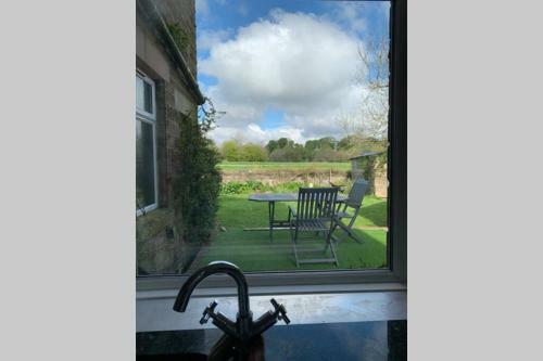 Spacious With Spectacular Views And Private Garden