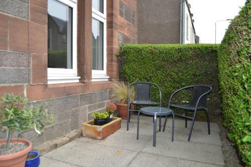 Roy Place Gdn Apartment