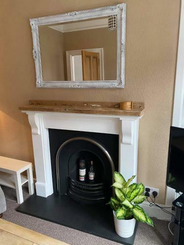 Roy Place Gdn Apartment
