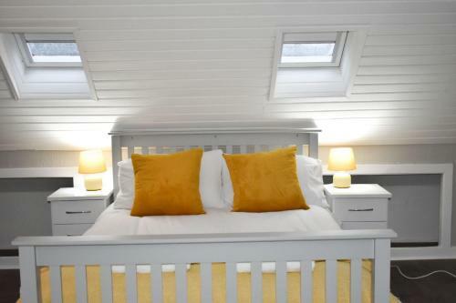 Town Centre, 3 Bed Apartment In Campbeltown
