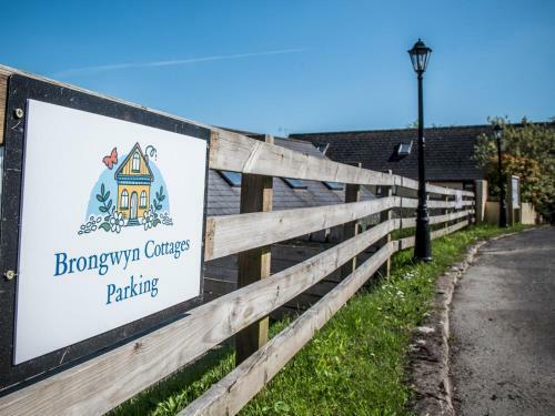 Pass The Keys Spacious Cottage In Ceredigion - Sleeps 6