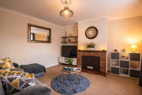 The George Fields - Long Stay Offer - Free Parking