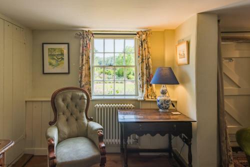 Pond Cottage