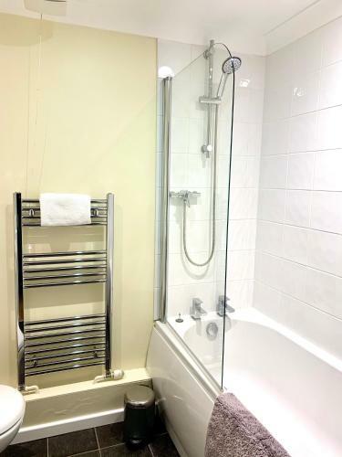 Stylish And Convenient Cambridge City Apartment