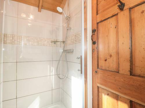 Forton House Shepherds Hut 2