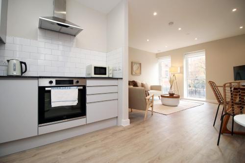 Apartamento Comfortable 1 Br, 6 Mins Drive In City Centre