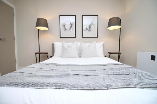 Apartamento Comfortable 1 Br, 6 Mins Drive In City Centre