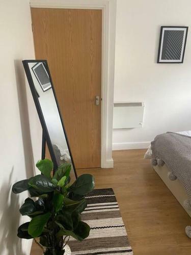 Tastefully Decorated 2 Bedroom Duplex Apartment.