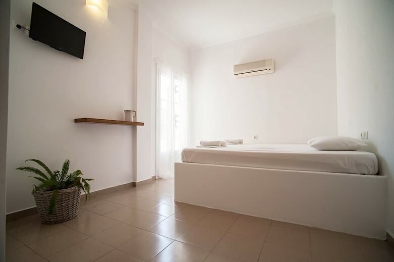 Hostal Giosifaki